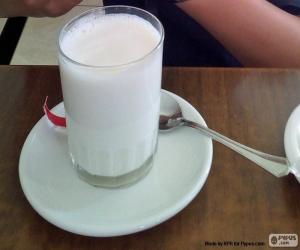 Puzzle Ποτήρι γάλα άσπρο